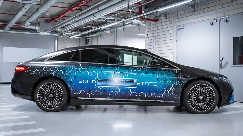 Ξεπέρασε τα 1.000 χλμ. αυτονομία η Mercedes EQS με μπαταρία solid-state